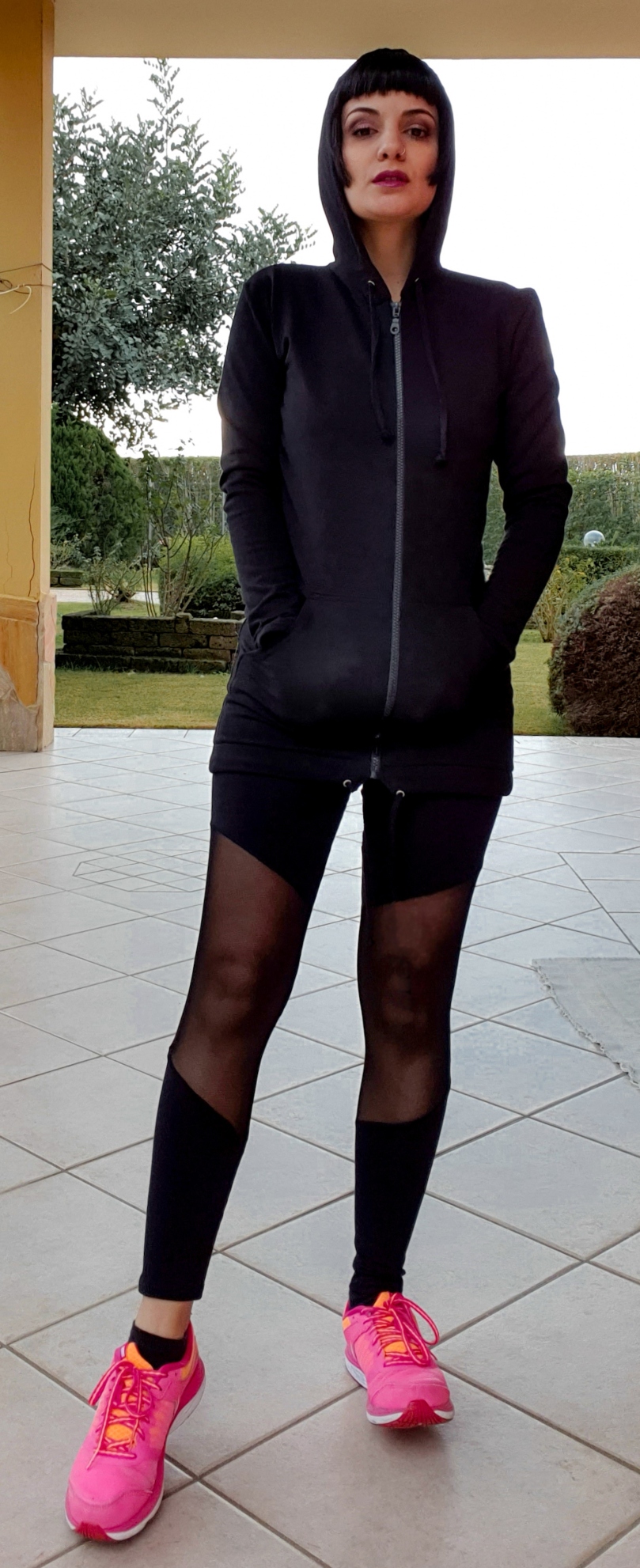 Completo Leggings smanicato e felpa - immagine 6
