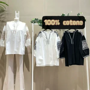 Top Ricamato in 100% Cotone